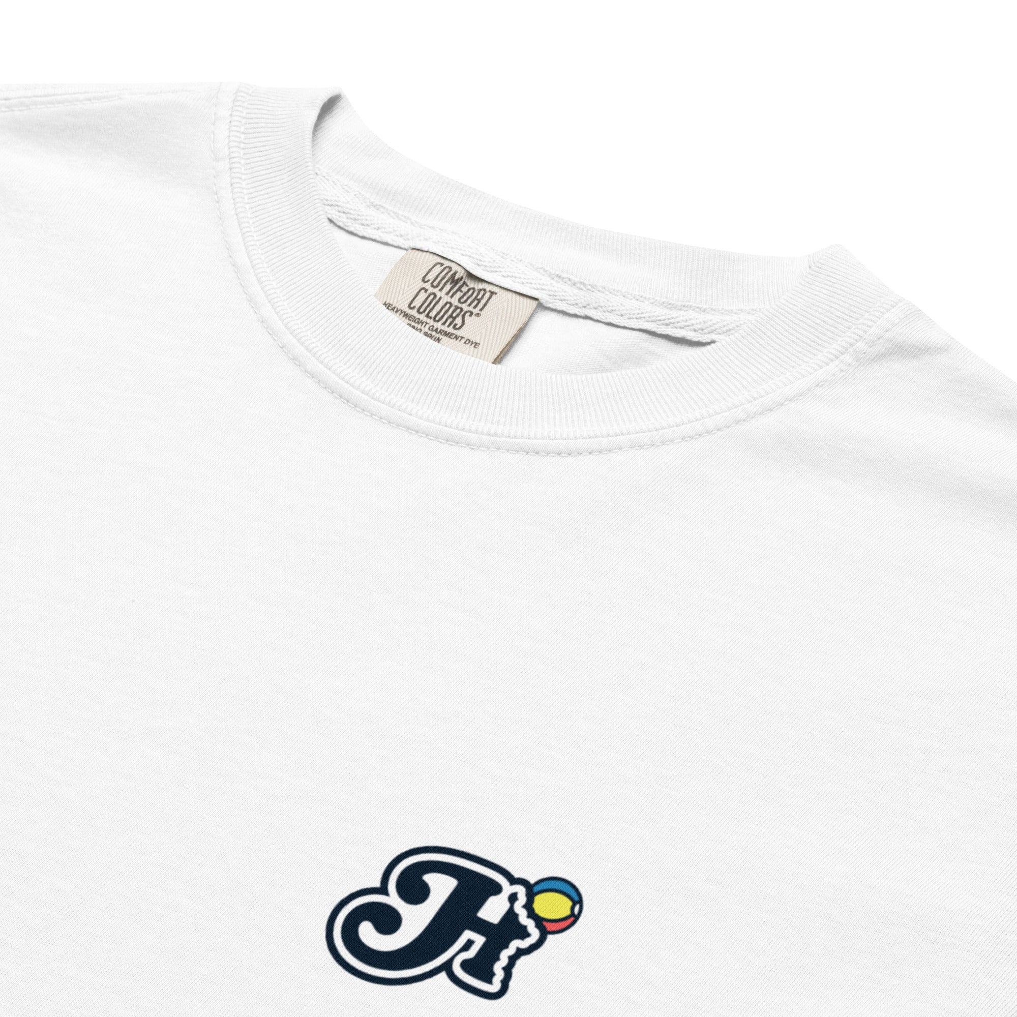 Camiseta gruesa de moda con estética urbana y moderna. Diseño inspirado en psicología y con significado profundo. Perfecta para expresar identidad y juventud.