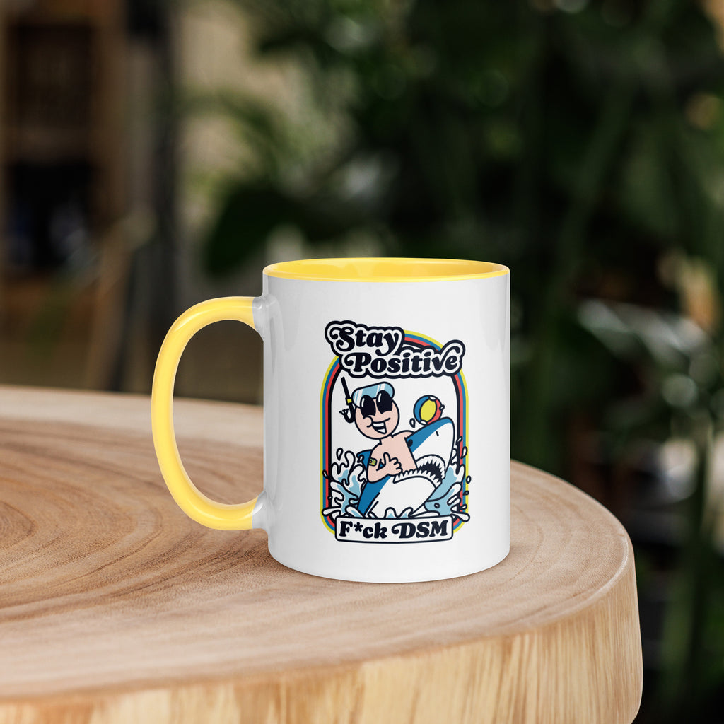 Taza blanca y amarilla de 325 ml con diseño personalizado, bonito, moderno, artístico, simbólico y urbano. Con significado profundo inspirado en la psicología.