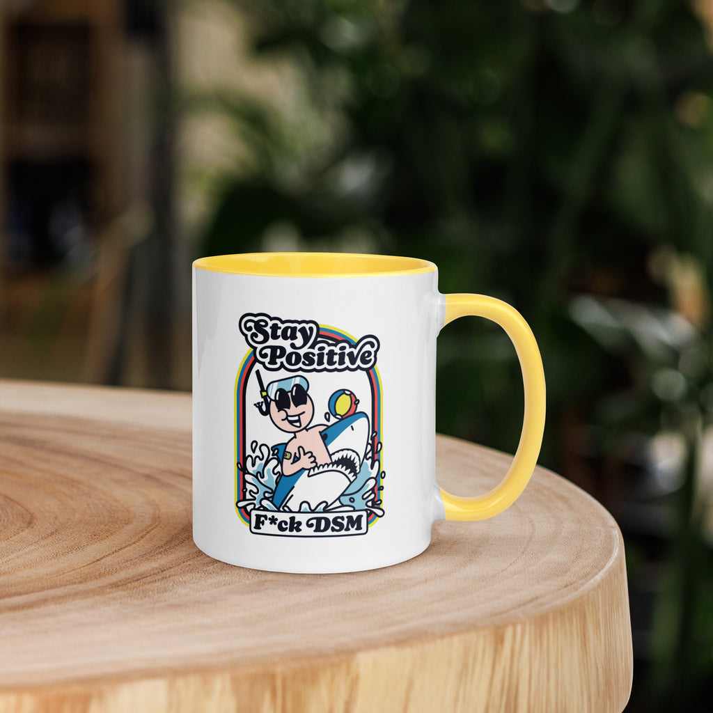 Taza blanca y amarilla de 325 ml con diseño personalizado, bonito, moderno, artístico, simbólico y urbano. Con significado profundo inspirado en la psicología.